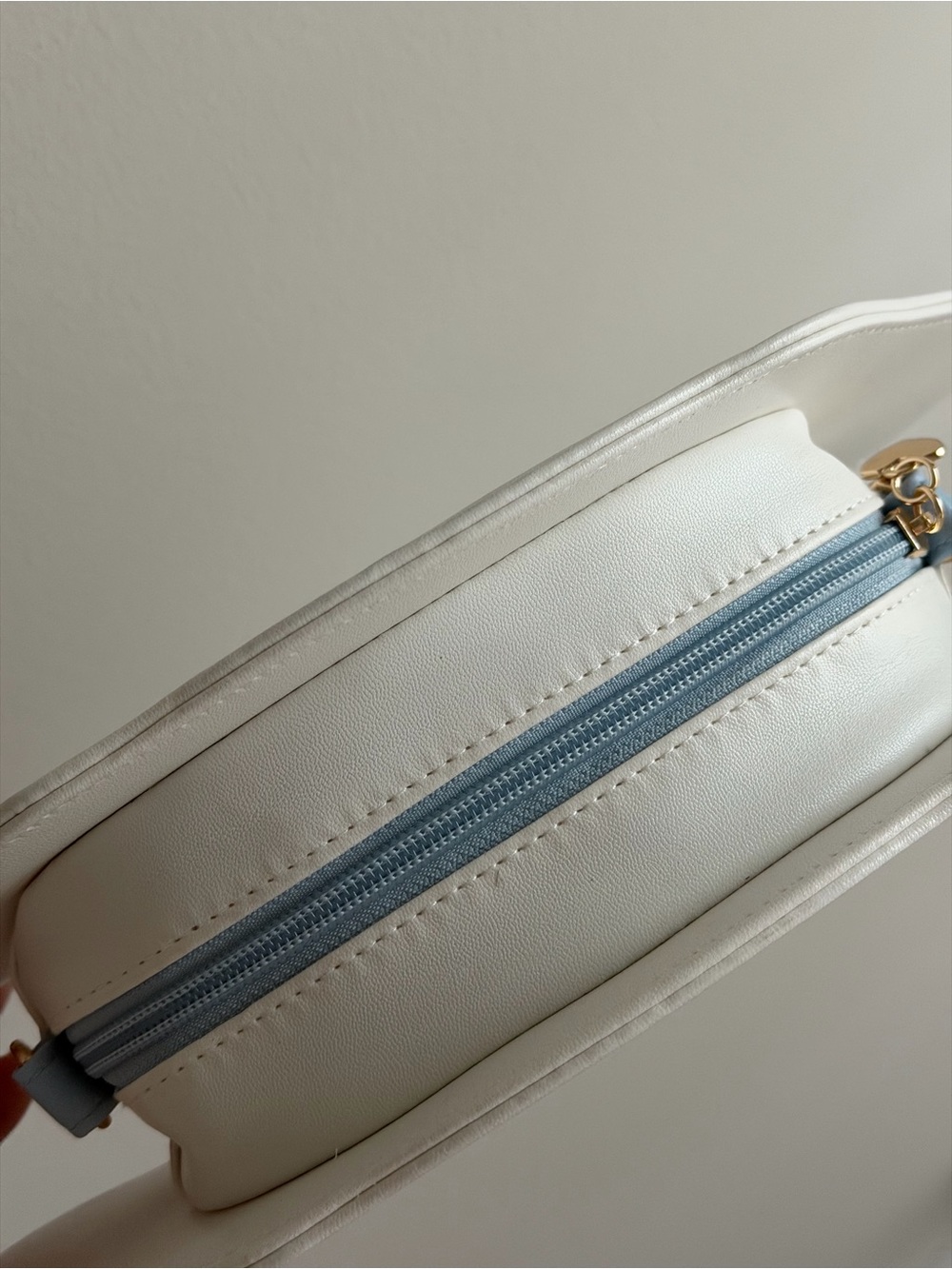 Cinnamoroll Crossbody Purse - Picture 5 of 7